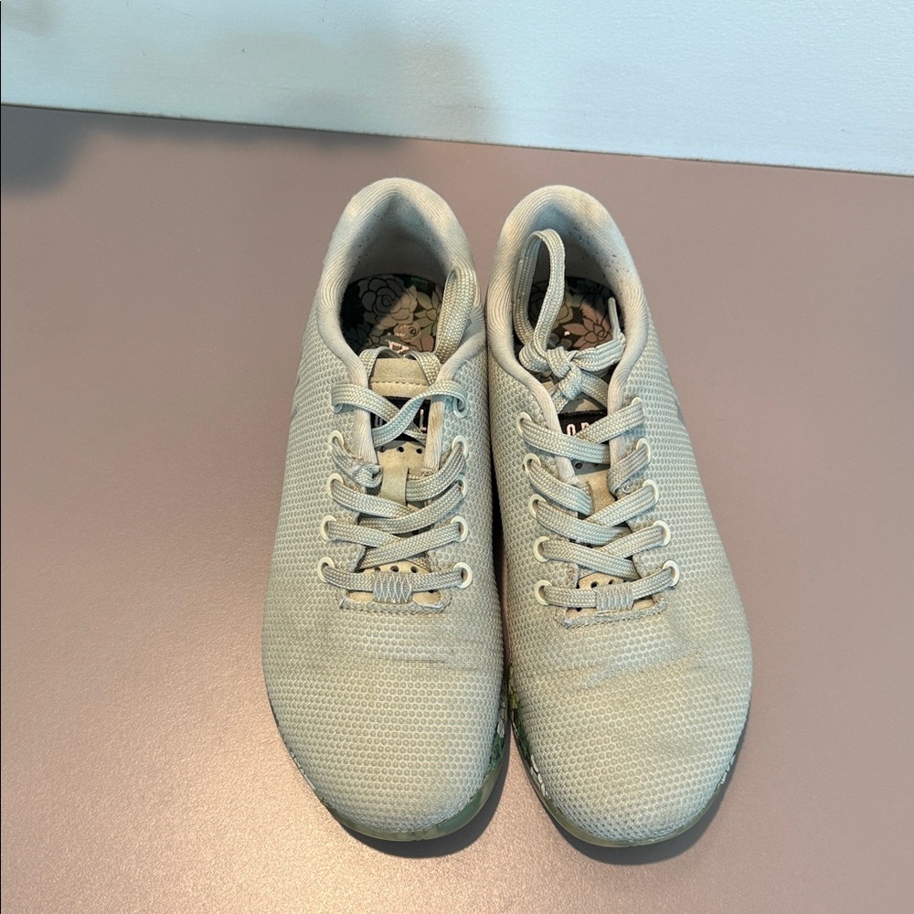 NOBULL light green spring floral Sneakers